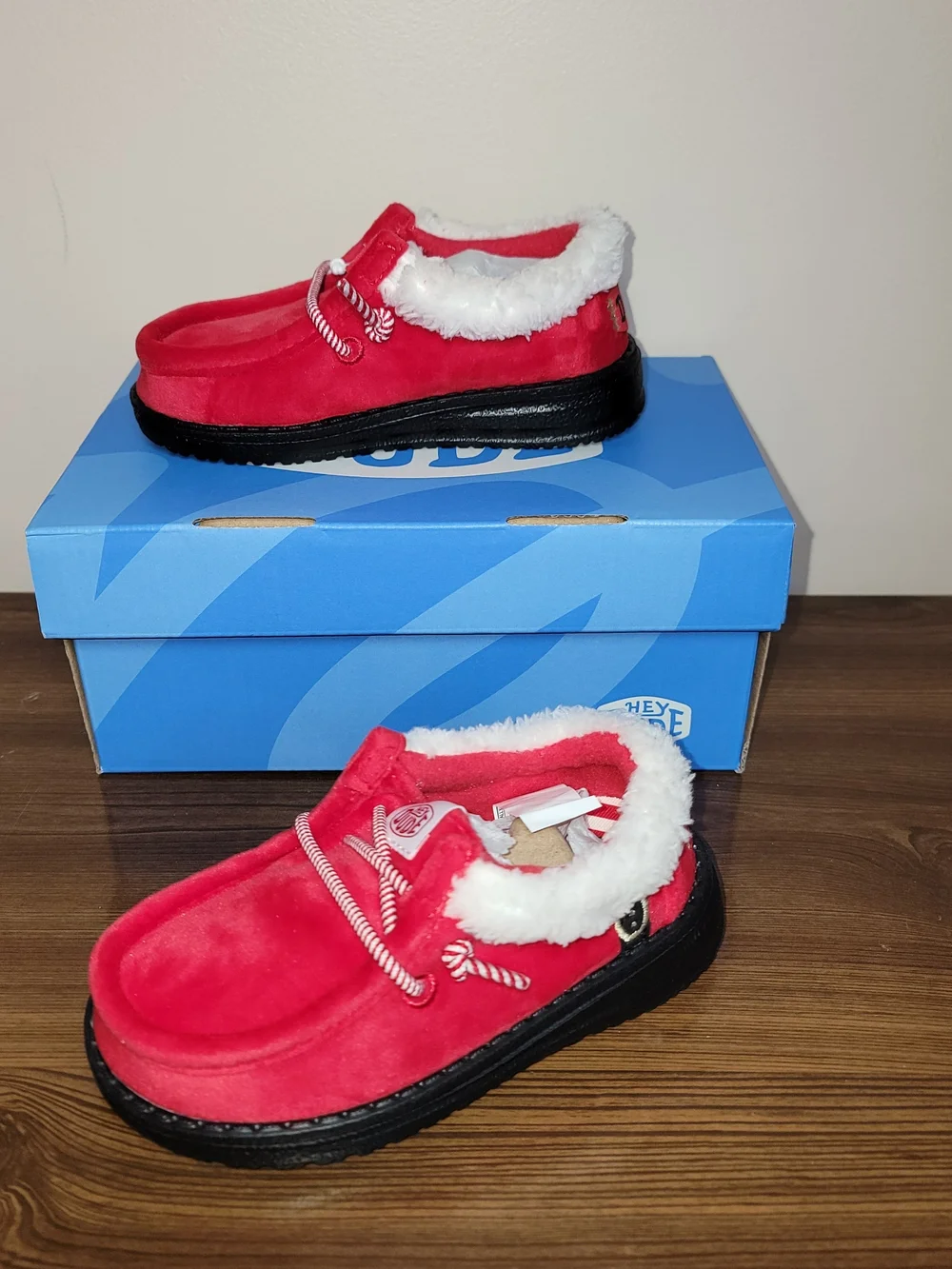 Hey Dude Wally Santa Claus  Fleece-Lined Loafers - Size 7 Toddler